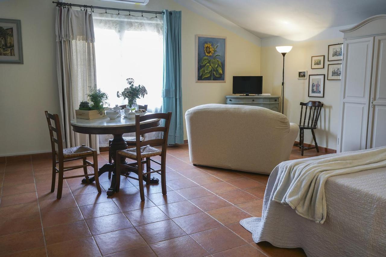 Locanda Degli Alberi 萨塞塔 外观 照片