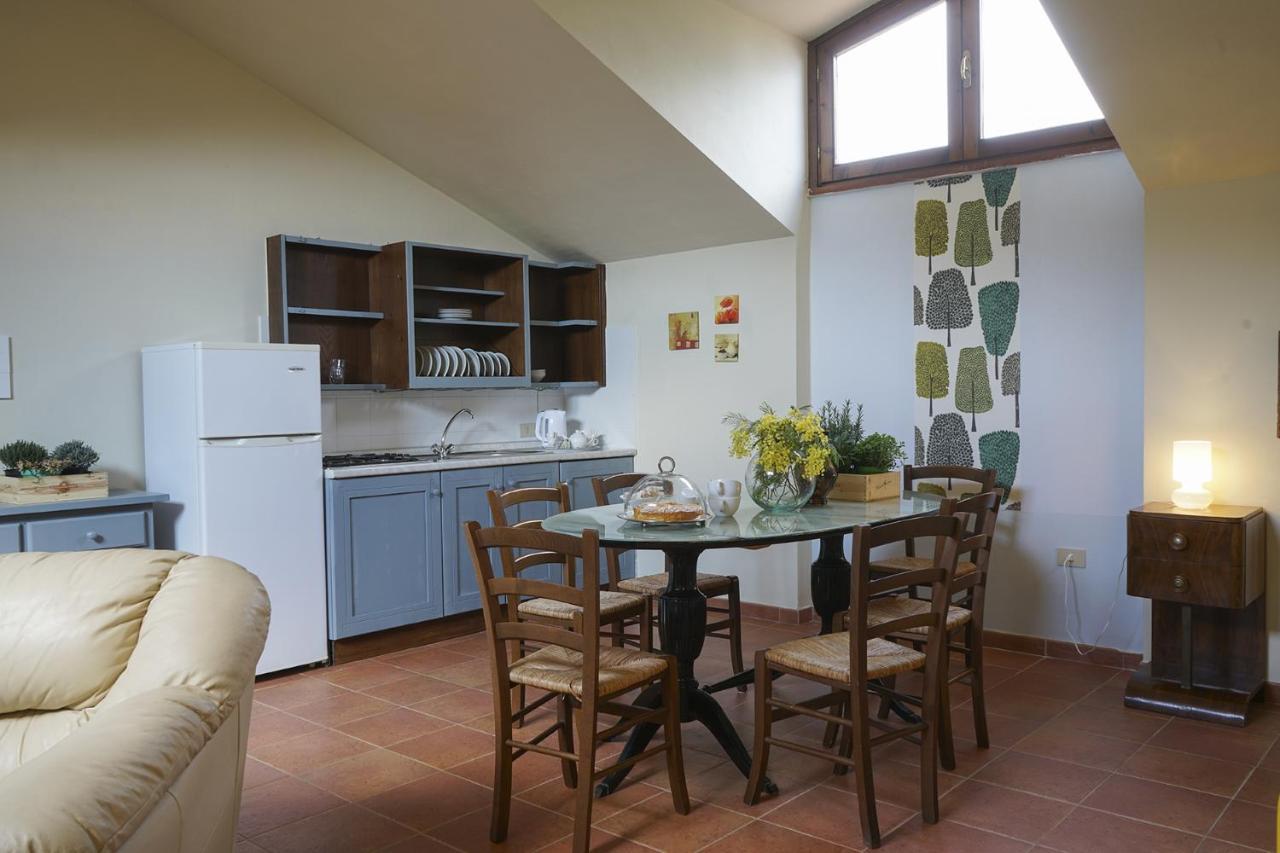 Locanda Degli Alberi 萨塞塔 外观 照片